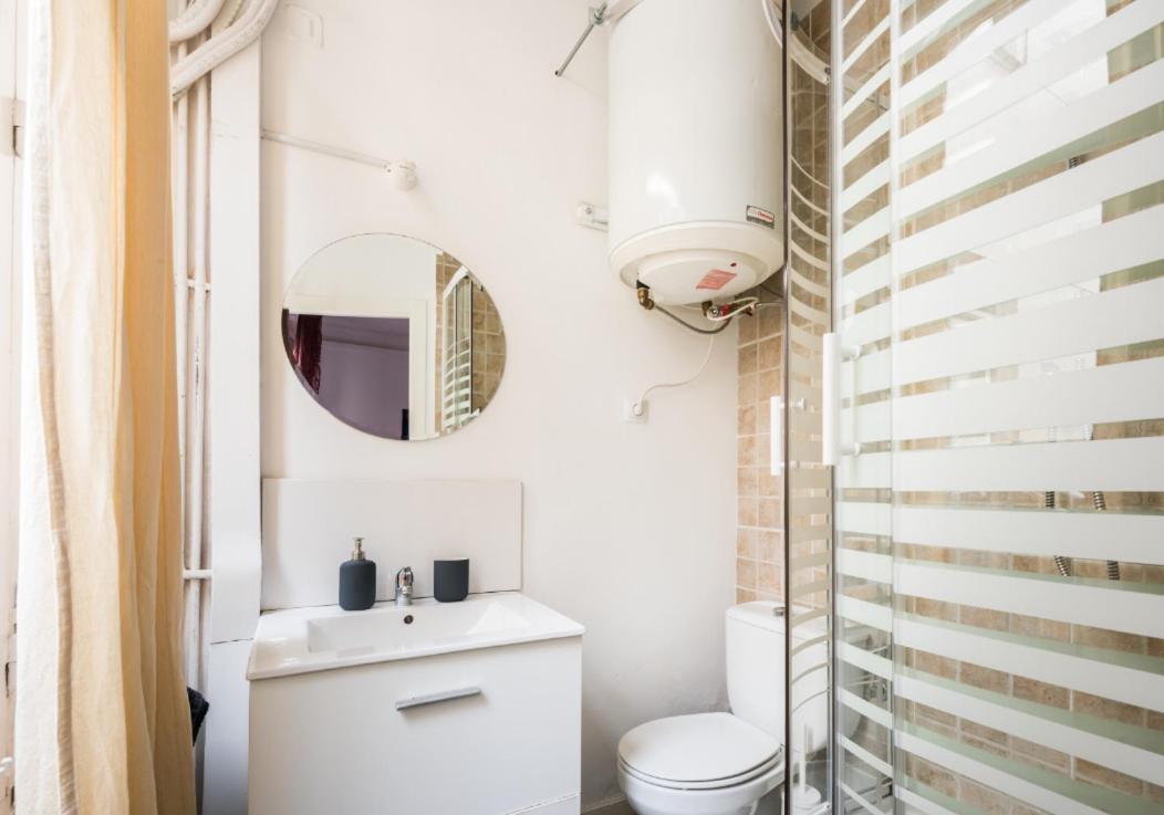 M&F 7 Rooms/7 Bathrooms Over Gran Via مدريد المظهر الخارجي الصورة