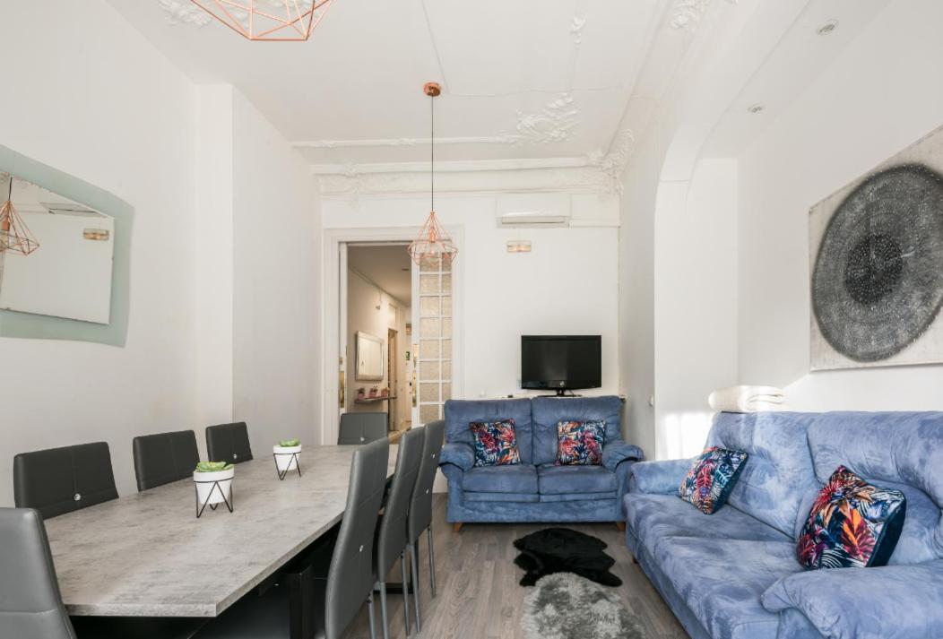 M&F 7 Rooms/7 Bathrooms Over Gran Via مدريد المظهر الخارجي الصورة