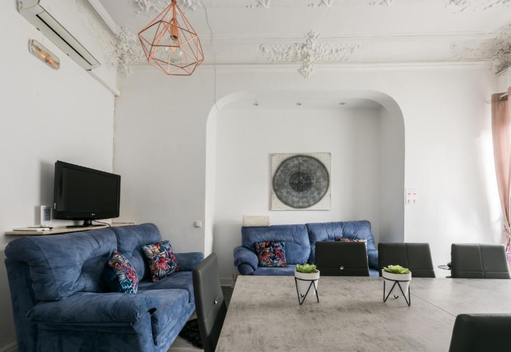 M&F 7 Rooms/7 Bathrooms Over Gran Via مدريد المظهر الخارجي الصورة