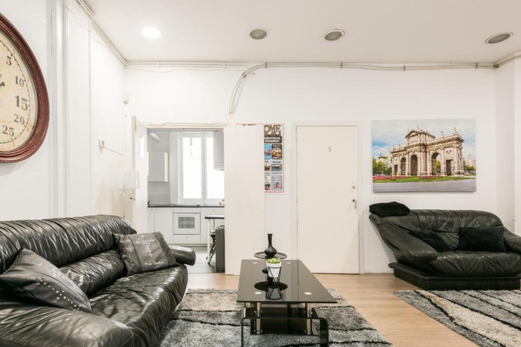 M&F 7 Rooms/7 Bathrooms Over Gran Via مدريد المظهر الخارجي الصورة