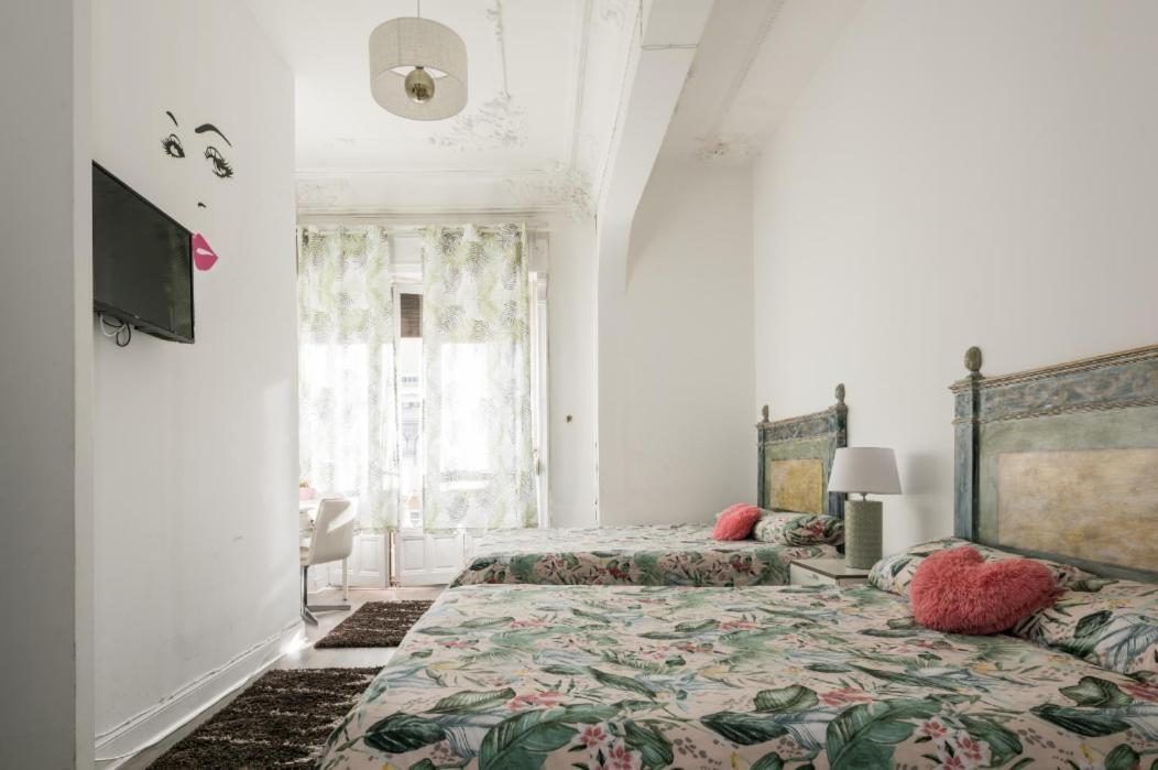 M&F 7 Rooms/7 Bathrooms Over Gran Via مدريد المظهر الخارجي الصورة